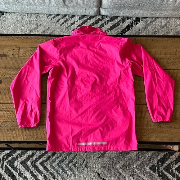 MEC Rain Jacket - Size Youth 14 - Picture 2 of 16
